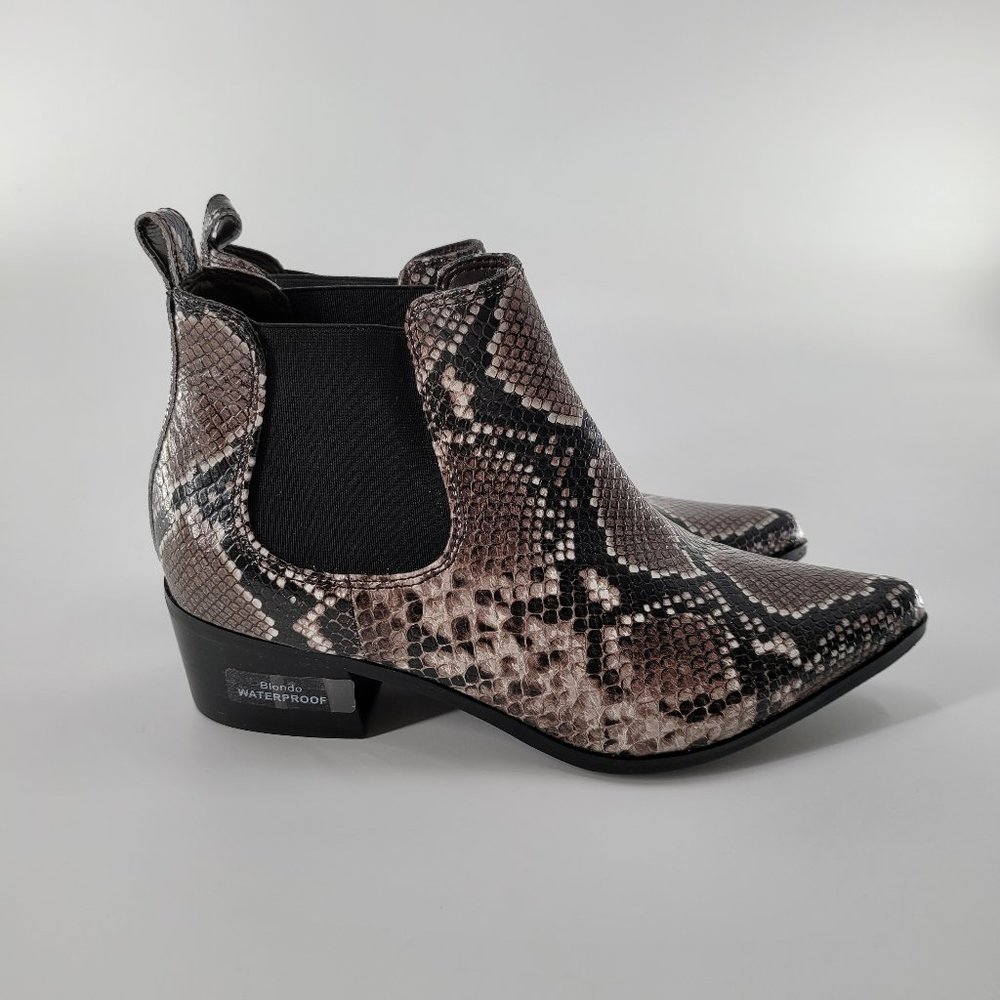 Blondo Emelia Waterproof Chelsea Bootie Snakeskin Size 8M